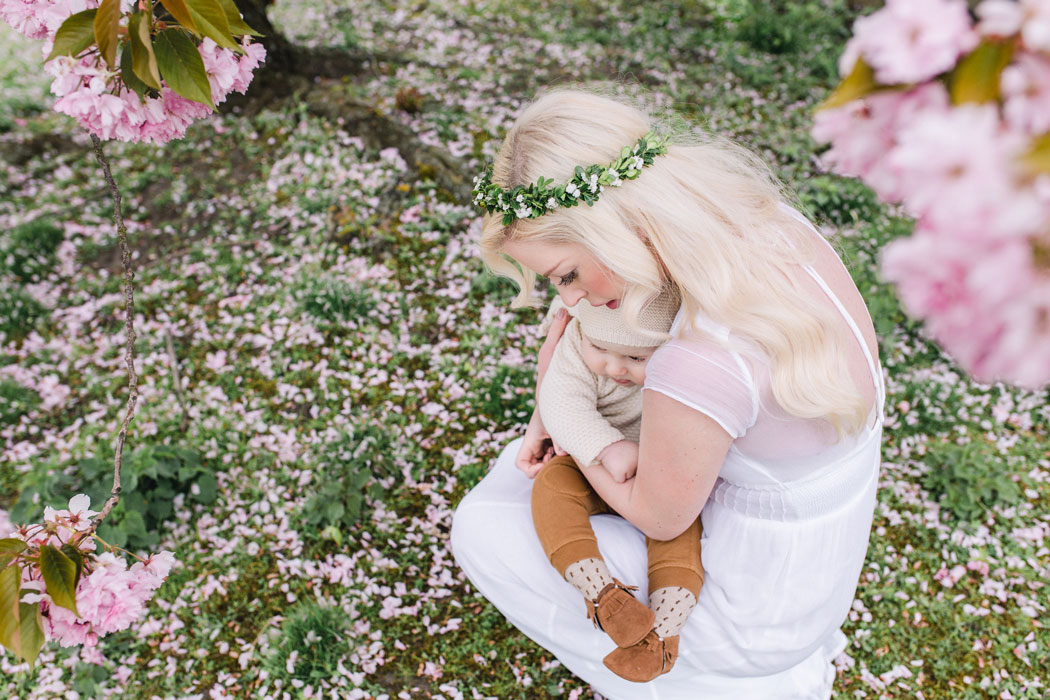 mareike wiesner photography familienshooting kirschblueten 002 - Mommy and me - Kirschblüten in Wolfsburg