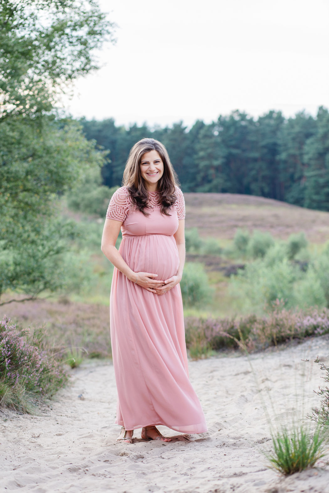 mareike wiesner photography babybauchshooting heide anke 002 - Babybauchshooting in der Heide - Anke