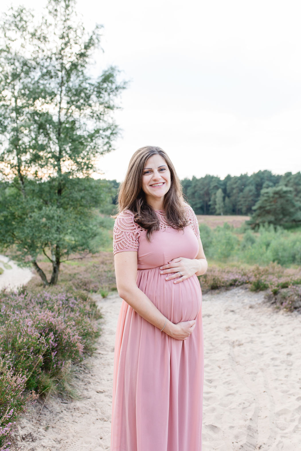 mareike wiesner photography babybauchshooting heide anke 006 - Babybauchshooting in der Heide - Anke