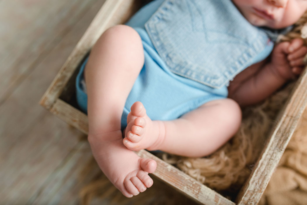 Neugeborenen Homestory mareike wiesner photography neugeborenenshooting boy wolfsburg 009 - Neugeborenen Homestory